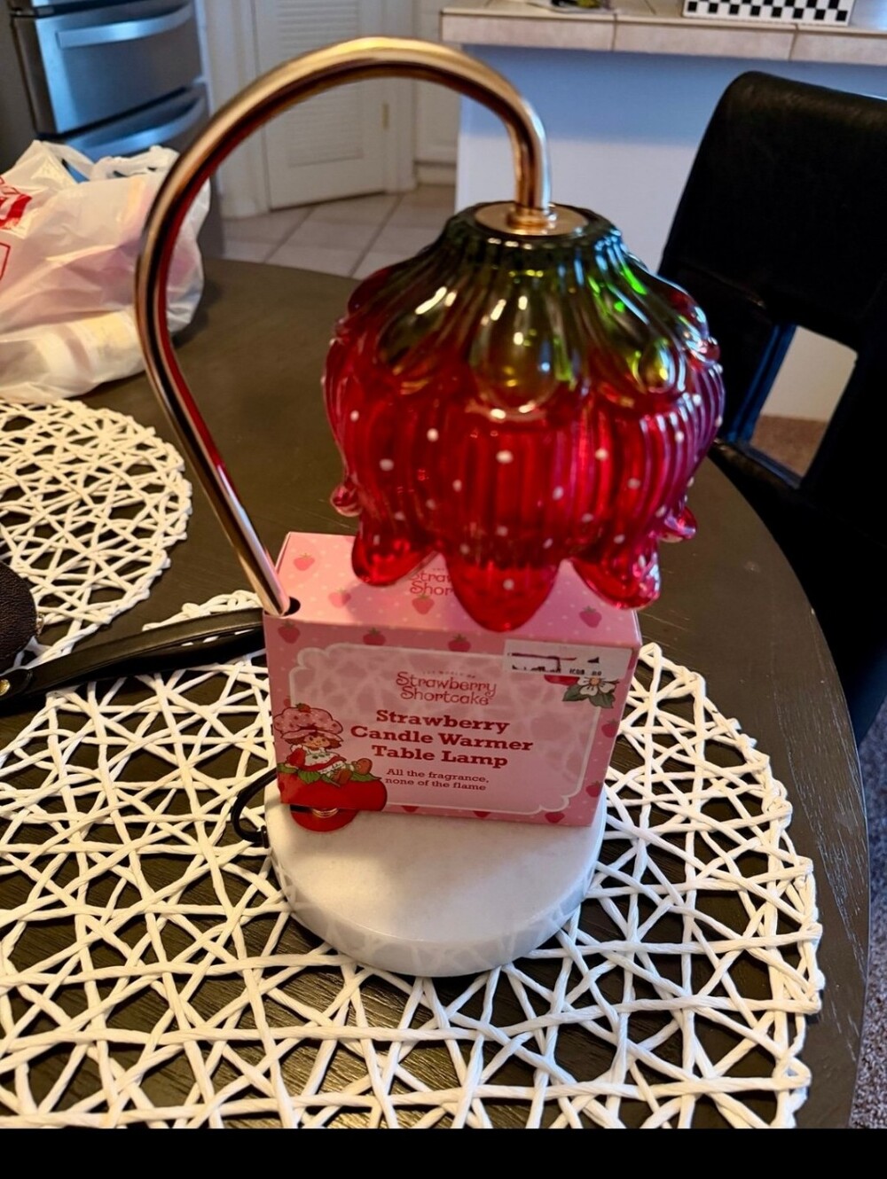 Strawberry Shortcake Shaped Glass Table Lamp - Red/Green